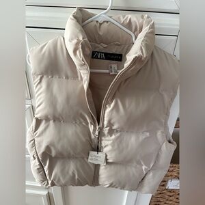 NWT Zara Cropped Beige Vest